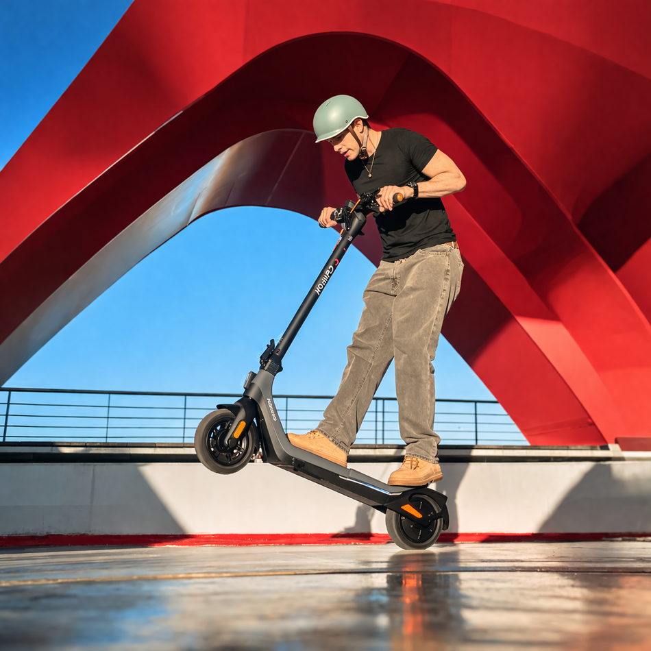 Cunfon RS300 Electric Scooter