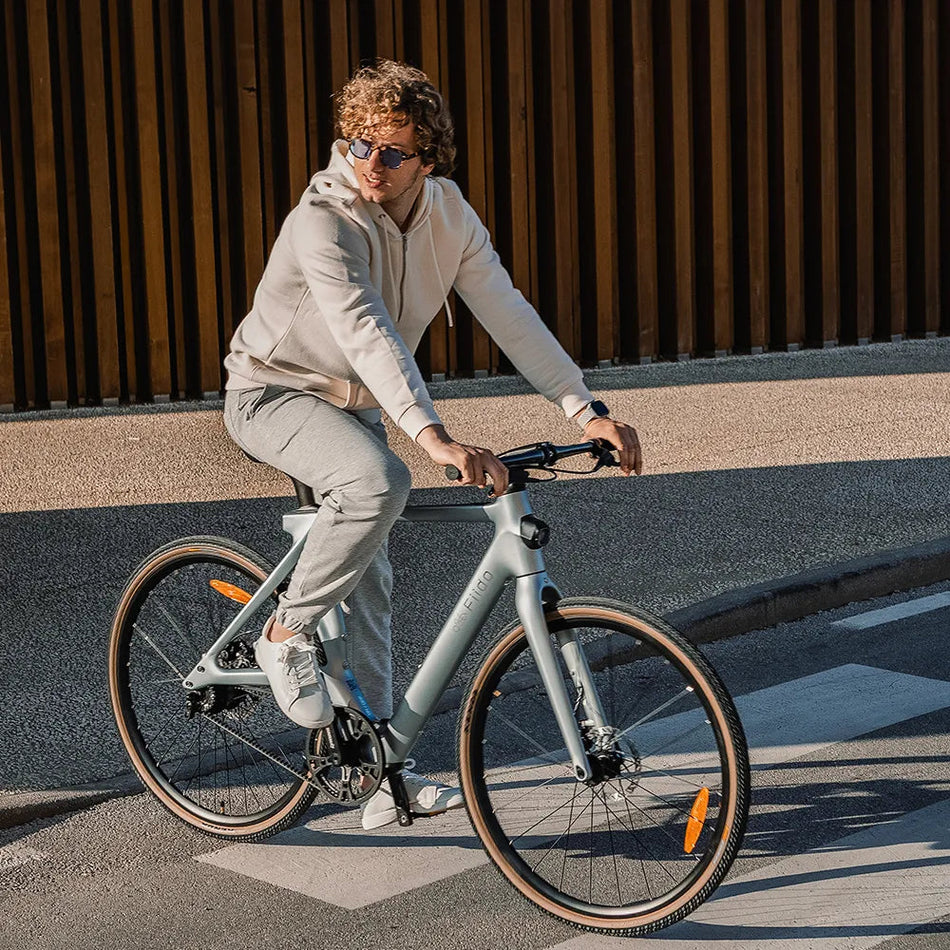 Fiido Air Ultra-Light Carbon Fiber E-Bike Electric Road bike